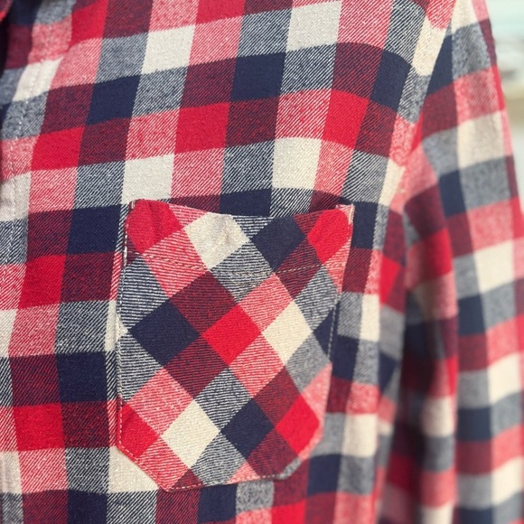 Field & Stream Red and Blue Plaid Buffalo Check Casual Button Down Shirt Sz L - Picture 2 of 8